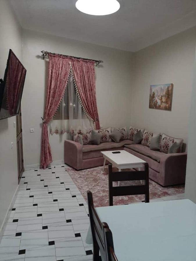 Ground Floor 2 Bedroom Apartment - City Centre Location - Optic Fibre Wifi 탕헤르 외부 사진