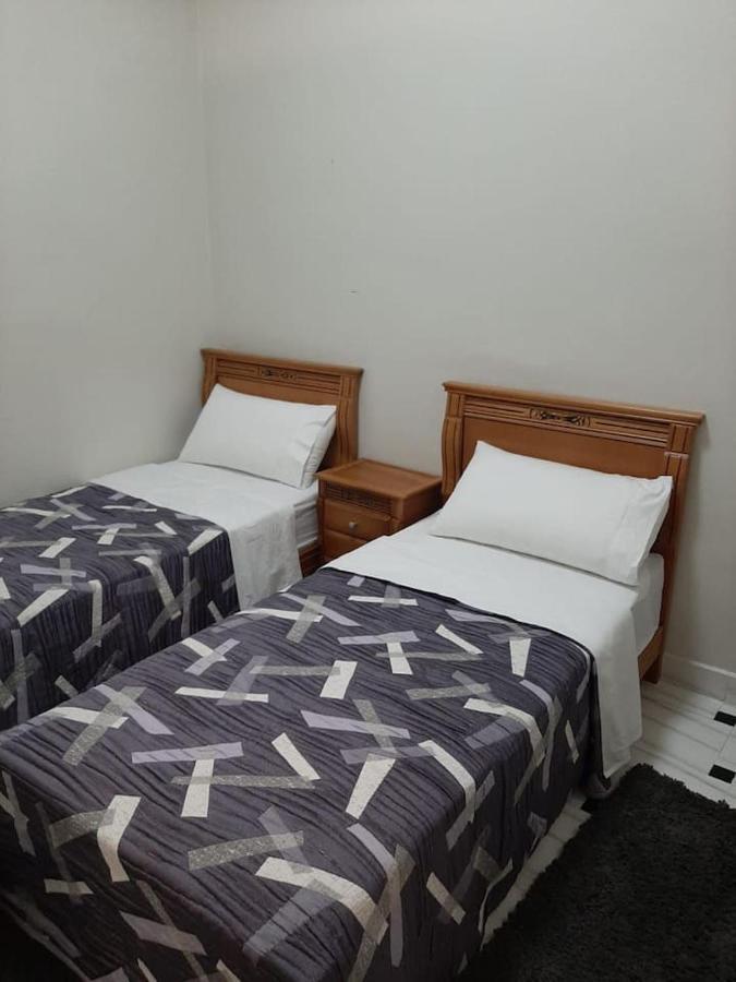 Ground Floor 2 Bedroom Apartment - City Centre Location - Optic Fibre Wifi 탕헤르 외부 사진